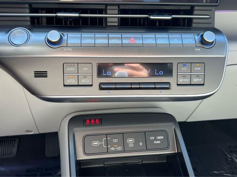 Certified 2026 Hyundai Kona SEL Premium AWD/4WD image 34