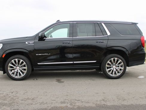 Used 2021 GMC Yukon Denali image 4