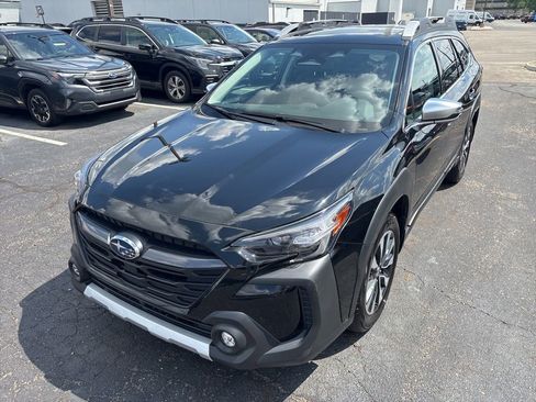 Certified 2024 Subaru Outback Touring AWD/4WD image 6