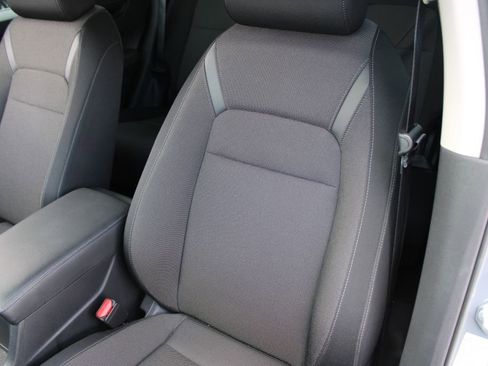 Used 2024 Honda CR-V LX image 16