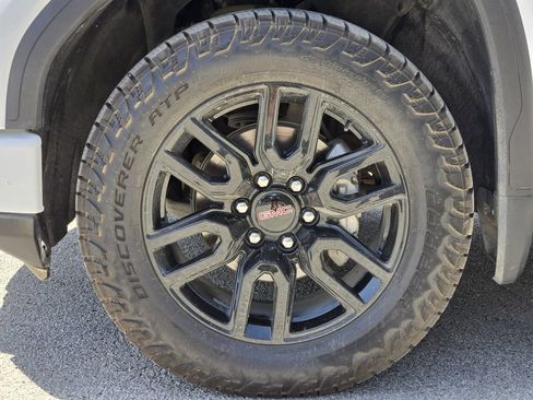 Used 2023 GMC Sierra 1500 Elevation AWD/4WD image 11
