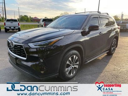 Used 2021 Toyota Highlander XLE