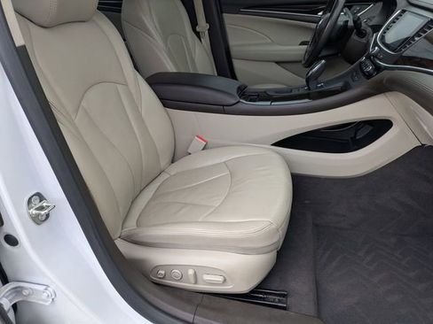 Used 2017 Buick LaCrosse Premium w/ Driver Confidence Package #2 image 18