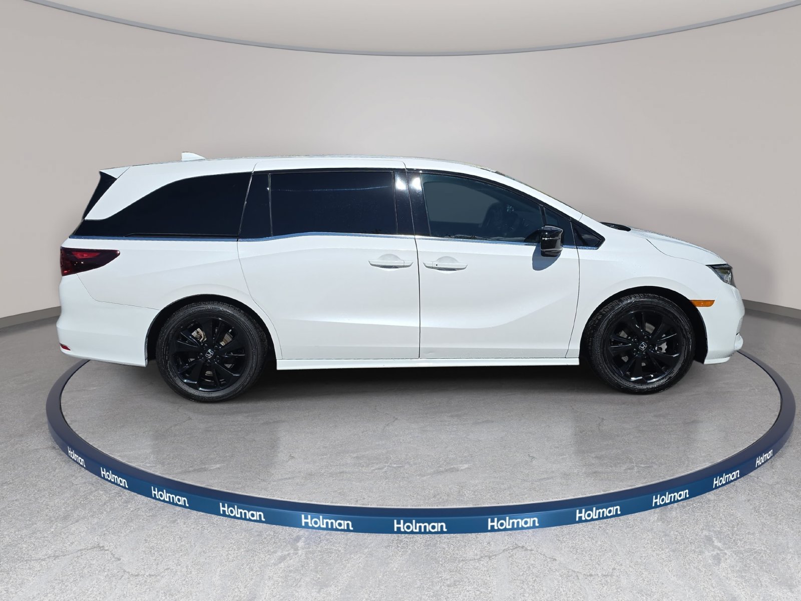 Used 2024 Honda Odyssey Sport image 5