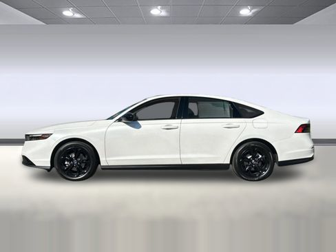 New 2025 Honda Accord SE image 2