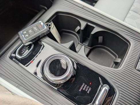 New 2026 Jeep Cherokee Overland image 31