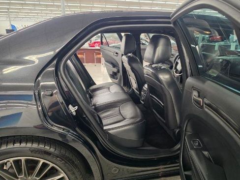 Used 2013 Chrysler 300 C RWD image 35