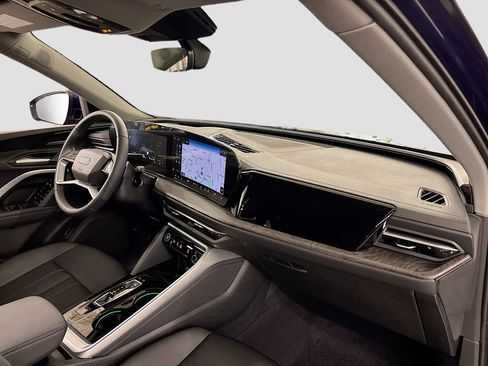 New 2025 Audi Q5 2.0T Premium Plus image 14