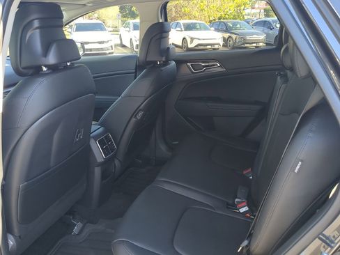 New 2026 Kia Sportage EX image 13