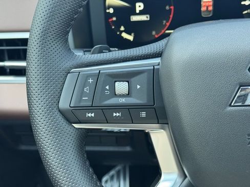 New 2025 Mitsubishi Outlander SEL image 23