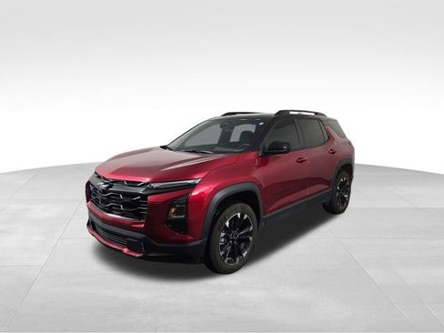 Used 2025 Chevrolet Equinox RS w/ Convenience Package III image 2