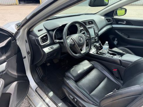 Used 2017 Nissan Maxima 3.5 SV FWD image 9