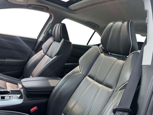Used 2020 Acura TLX w/ Technology Package FWD image 11