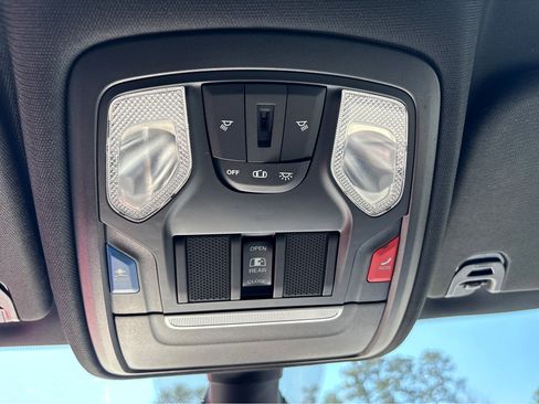 Used 2021 RAM 1500 Big Horn image 27