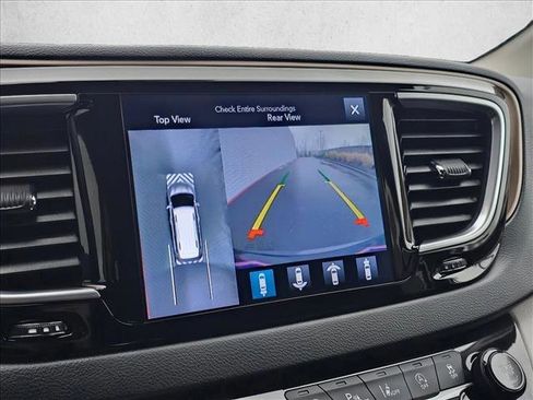 Used 2017 Chrysler Pacifica Touring-L Plus w/ Advanced Safetytec Group image 25