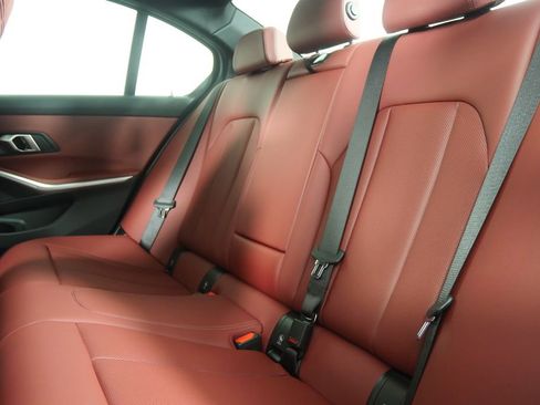 Certified 2025 BMW 330i xDrive Sedan image 16