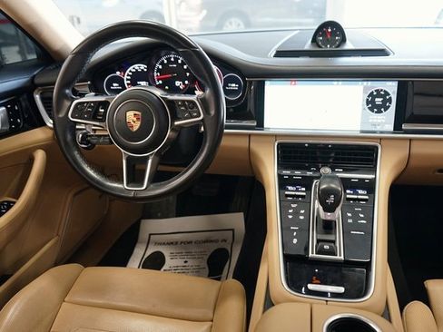Used 2019 Porsche Panamera 4 image 12