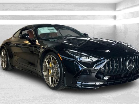 New 2026 Mercedes-Benz AMG GT 63 image 1