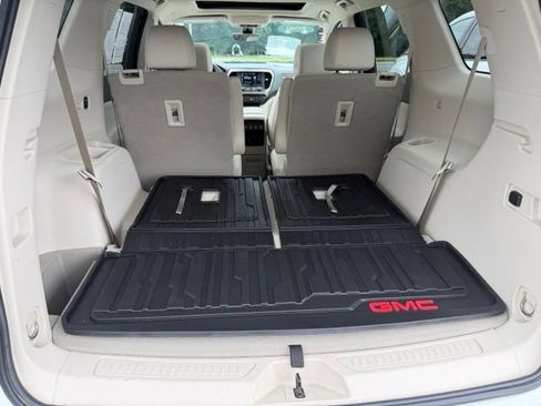 Certified 2021 GMC Acadia Denali w/ Denali Ultimate Package AWD/4WD image 9