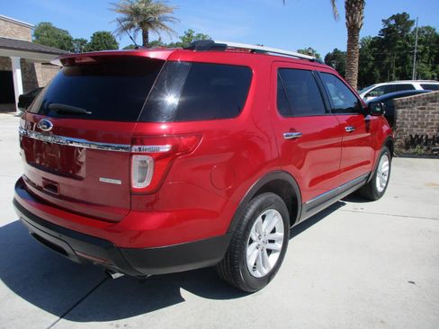 Used 2012 Ford Explorer XLT FWD image 26