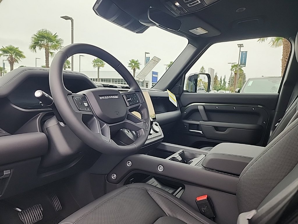 New 2026 Land Rover Defender 110 S AWD/4WD image 11