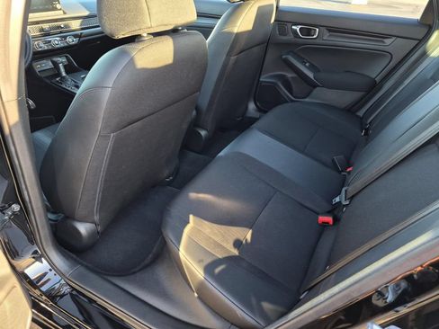 Used 2025 Honda Civic Sport image 13