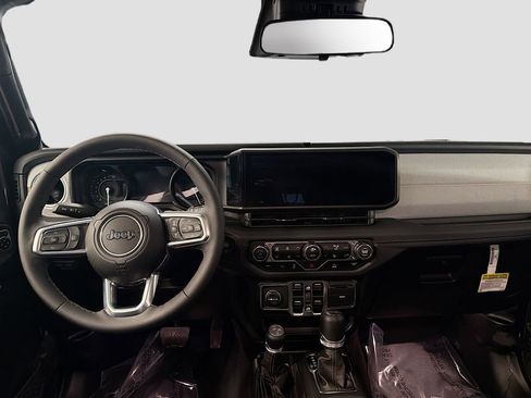 Used 2025 Jeep Wrangler Unlimited Sahara image 20