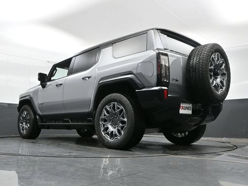 Used 2025 GMC Hummer EV 3X AWD/4WD image 45