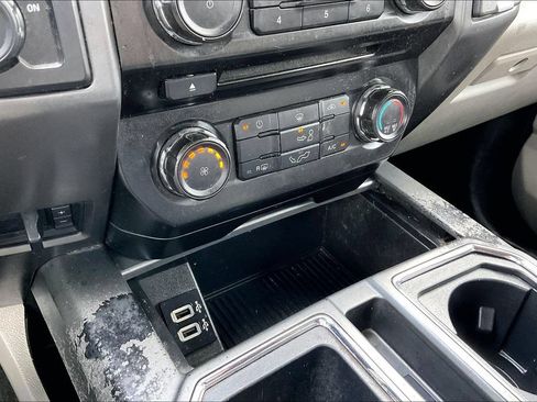 Used 2017 Ford F150 XLT w/ Equipment Group 301A Mid RWD image 25