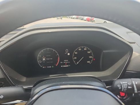 Used 2025 Honda CR-V EX-L image 18