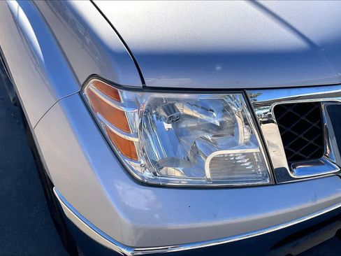 Used 2019 Nissan Frontier SL image 27