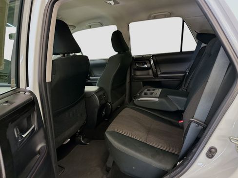 Used 2024 Toyota 4Runner TRD Off-Road image 29