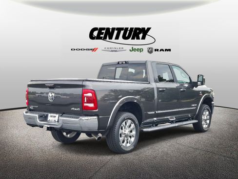 Used 2024 RAM 2500 Limited AWD/4WD image 4