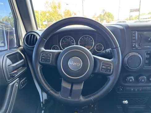 Used 2018 Jeep Wrangler Unlimited Sport S AWD/4WD image 14