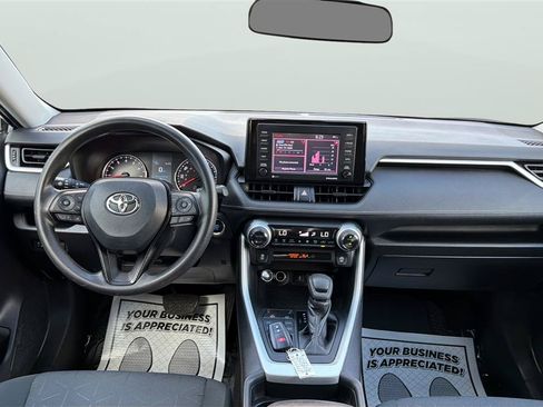 Used 2021 Toyota RAV4 XLE AWD/4WD image 20