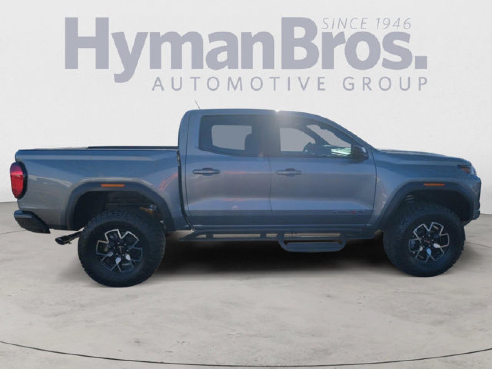 Used 2023 GMC Canyon AT4X AWD/4WD image 2
