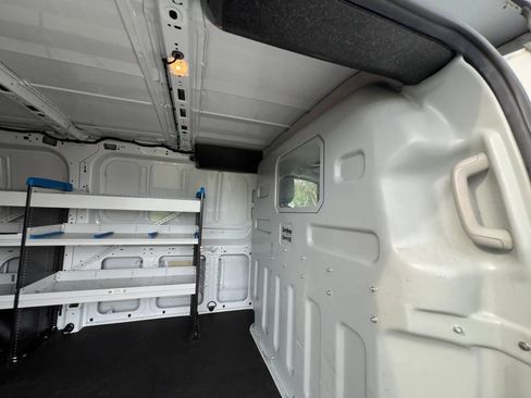 Used 2015 Ford Transit 250 130 Low Roof w/ Exterior Upgrade Package RWD image 45