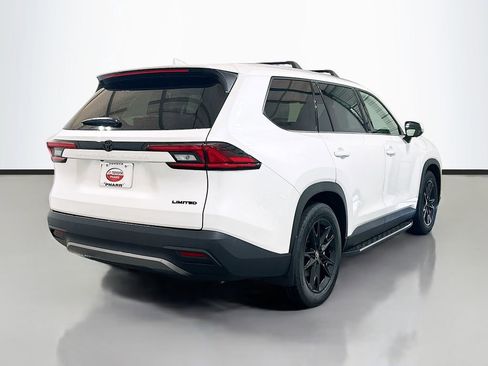 New 2026 Toyota Grand Highlander FWD image 4
