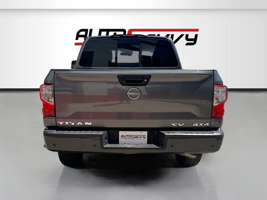 Used 2024 Nissan Titan SV w/ SV Convenience Package AWD/4WD image 6