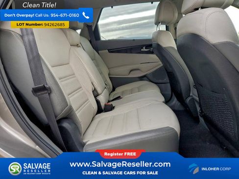 Used 2016 Kia Sorento SX image 15