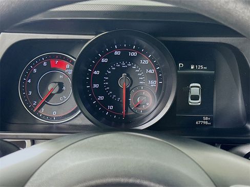 Used 2022 Hyundai Elantra SEL image 20