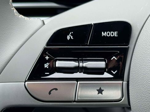 New 2026 Hyundai Elantra SEL Sport image 19