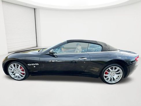 Used 2012 Maserati GranTurismo Convertible RWD image 8