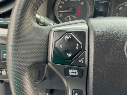 Certified 2022 Toyota Tacoma TRD Sport w/ Technology Package AWD/4WD image 18