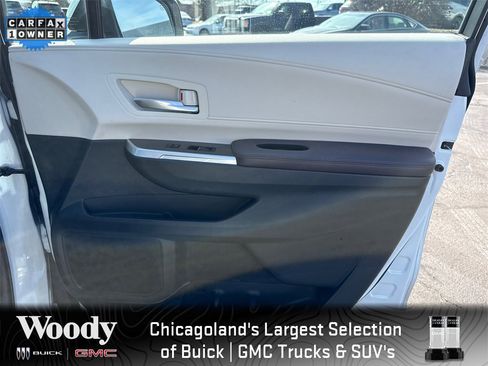 Used 2023 Toyota Sienna Platinum image 34
