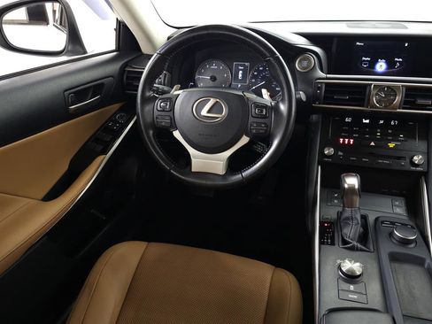 Used 2017 Lexus IS 300 AWD image 15