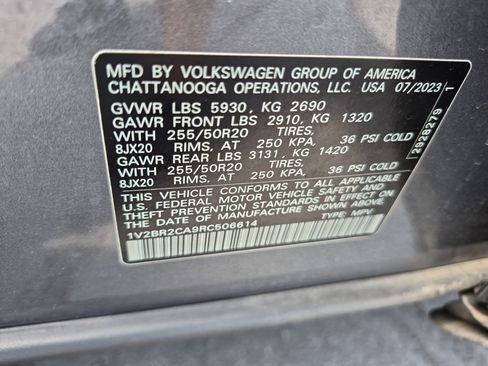 Used 2024 Volkswagen Atlas SEL AWD/4WD image 36