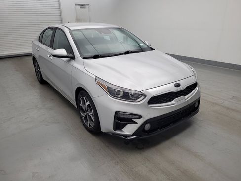 Used 2021 Kia Forte LXS FWD image 13