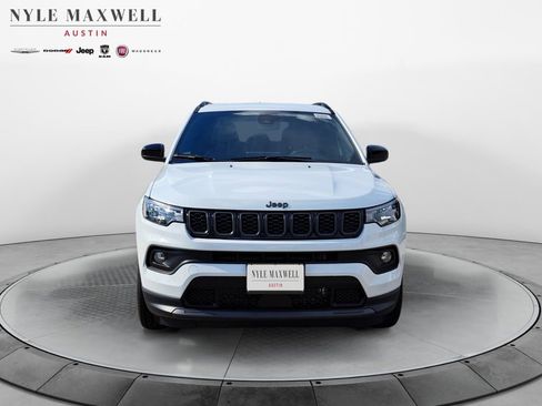 New 2026 Jeep Compass Latitude image 17