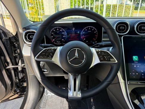 Used 2025 Mercedes-Benz C 300 Sedan image 30